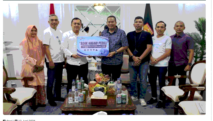 Wako Pariaman Terima Bantuan Bank Nagari untuk Korban Kebakaran