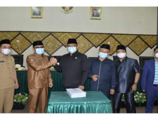 Wako Hendri Septa Sampaikan Rancangan KUA-PPAS APBD Padang TA 2022 Kepada DPRD Kota Padang