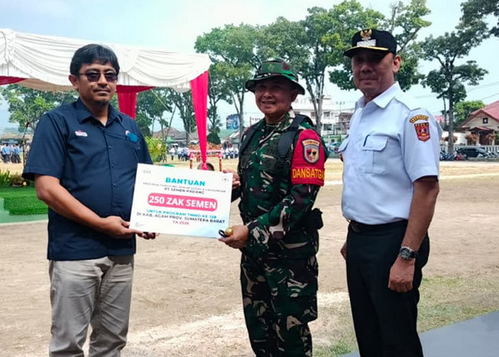 PT Semen Padang Salurkan 500 Zak Semen, Perkuat Pembangunan TMMD ke-129 di Agam dan Limapuluh Kota