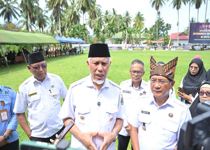 Buka TMMD ke-128, Gubernur Mahyeldi Dorong Nagari Jadi Benteng Sosial Berbasis Adat