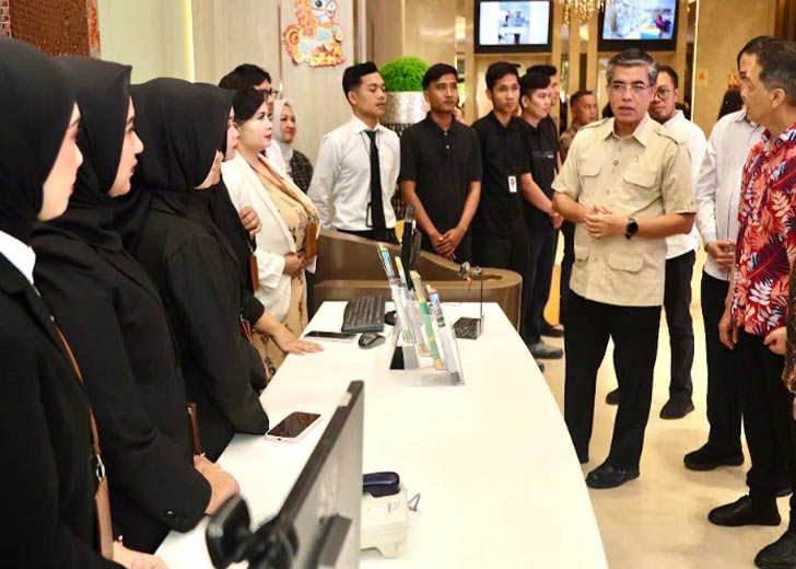 Menaker Tekankan Perusahaan Sesuaikan Tugas Magang dengan Latar Pendidikan Peserta