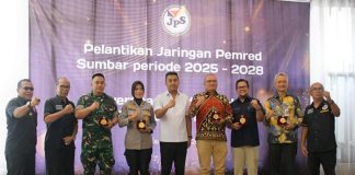 Bukti Nyata Kepedulian Tangani Bencana Hidrometeorologi di Sumbar, PT Semen Padang Raih Medal of Honor dari JPS