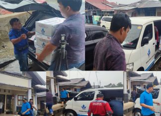 Perumda Air Minum Kota Padang Salurkan Bantuan Air Minum Dalam Kemasan untuk Warga Terdampak Banjir di Banuaran