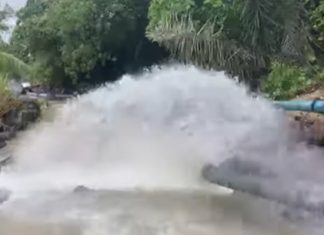 Pipa Transmisi Air Baku Bocor diHantam Banjir