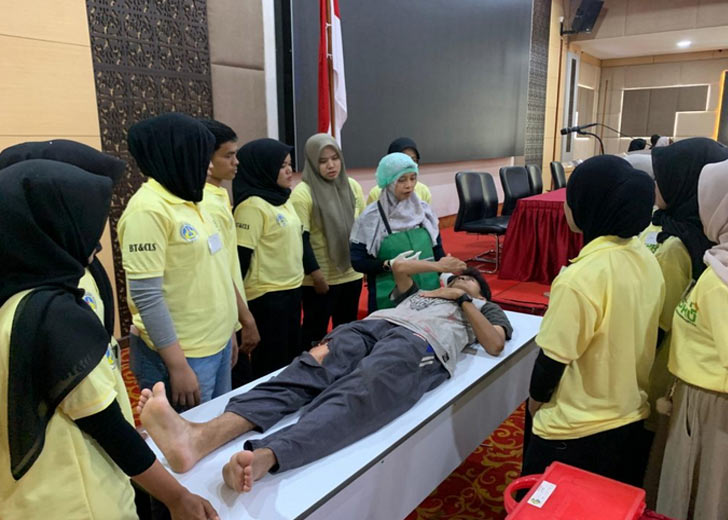 UPT Diklat dan Sertifikasi UNP Selenggarakan Pelatihan Btcls Kerjasama dengan Pusdiklat Pku Muhammadiyah Jakarta