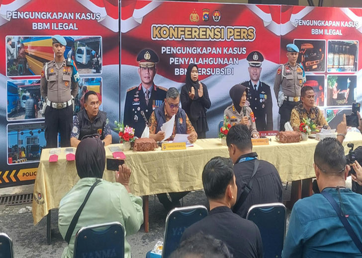 Kabid Humas Polda Sumbar Kombes Pol Susmelawaty: Empat Terduga Pelaku Penyelewengan Bio Solar Berhasil Diamankan