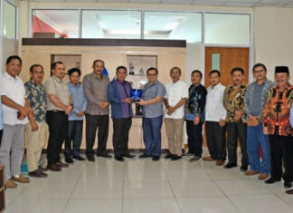 DPRD dan Direktur Tirta Antokan Kab. Agam Kunker ke Perumda AM Kota Padang