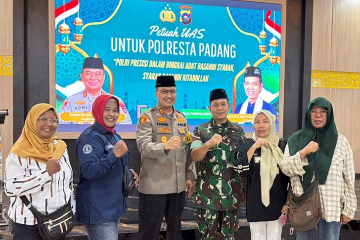 Kapolresta Padang Buka Puasa Bersama Wartawan, Pererat Sinergi Polisi dan Media