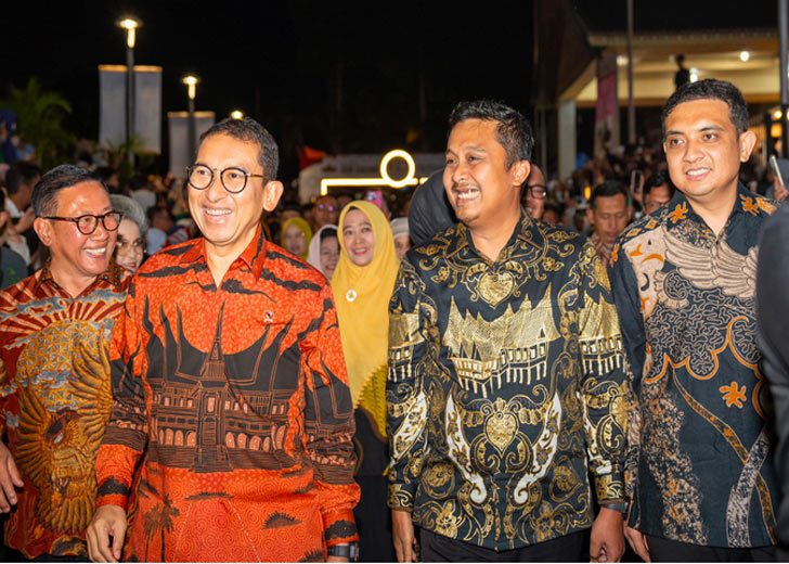 Vasko Ruseimy Usulkan Sumbar Jadi Daerah Istimewa di Hadapan Fadli Zon