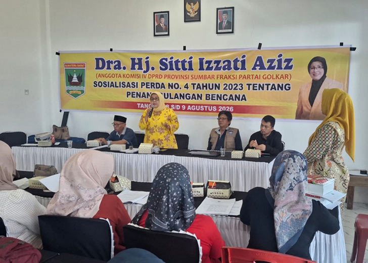 Sitti Izzati Aziz Perkuat Kesiapsiagaan Warga Ketaping Hadapi Ancaman Bencana