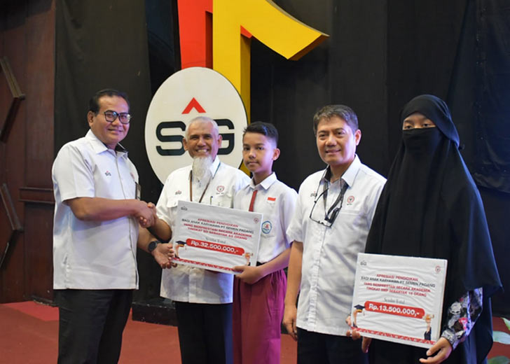 Komitmen Nyata PT Semen Padang, Ratusan Anak Karyawan Raih Beasiswa Pendidikan Rp303,5 Juta