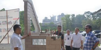 Jajaki Penggunaan Sepablock untuk Konstruksi, Direktur Hutama Karya Bertandang ke Semen Padang