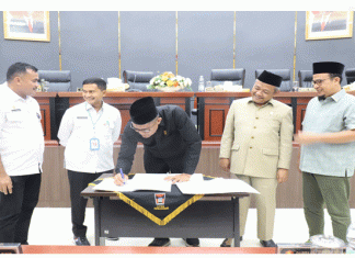 DPRD Kota Padang Paripurnakan Penyampaian Pendapat Akhir fraksi terhadap Laporan Pertanggungjawaban Pelaksanaan APBD 2023