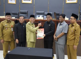 DPRD Padang Gelar Rapat Paripurna Pencabutan Perda Keuangan Kepala Daerah 2003