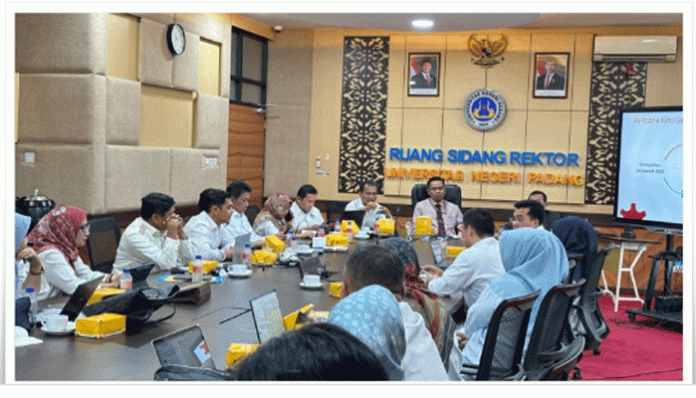 Untitled-70899502251637026