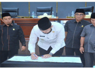 Rapat Paripurna DPRD Kota Padang dan Pemko Sepakati 3 Ranperda: Penyertaan Modal Bank Nagari, PDAM dan Kepramukaan