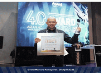 Direktur Utama Hendra Pebrizal Menerima Penghargaan INDONESIA AWARD MAGAZINE TRENDS SUMMIT 2025