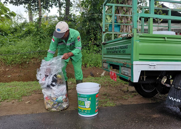 Selama 100 Hari, 60 Penggerak Pilah Pantau Pemilahan Sampah Warga Padang