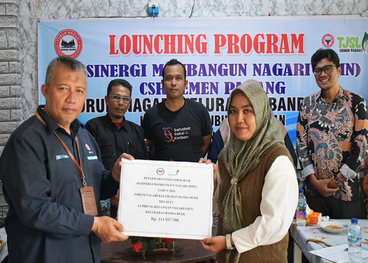 Semen Padang Salurkan Rp111,9 Juta, 125 Warga Bandar Buat Dapat Dukungan Usaha