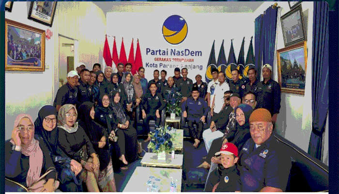 Shadiq Pasadigoe Anggota DPR RI dari Fraksi Partai NasDem Paparkan Capaian Program untuk Masyarakat Sumatera Barat