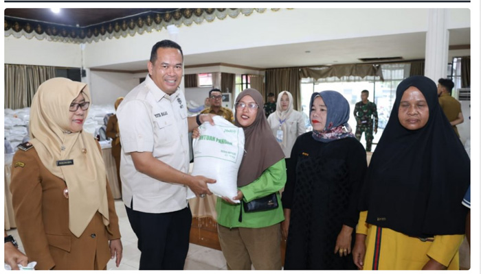 640 KPM di Pariaman Tengah Terima Bantuan Pangan Beras 30 Kg Sekaligus